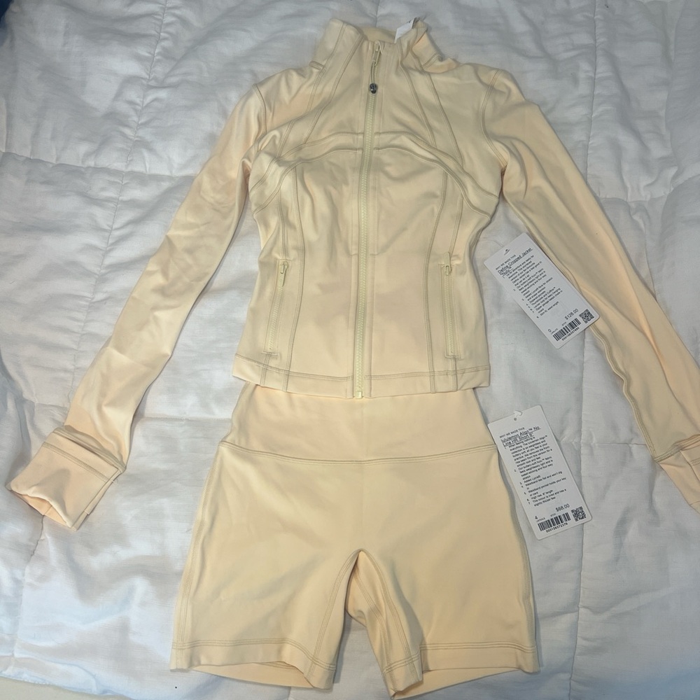 lululemon athletica Butter Cream Cropped Define Jacket & Align Shorts Set